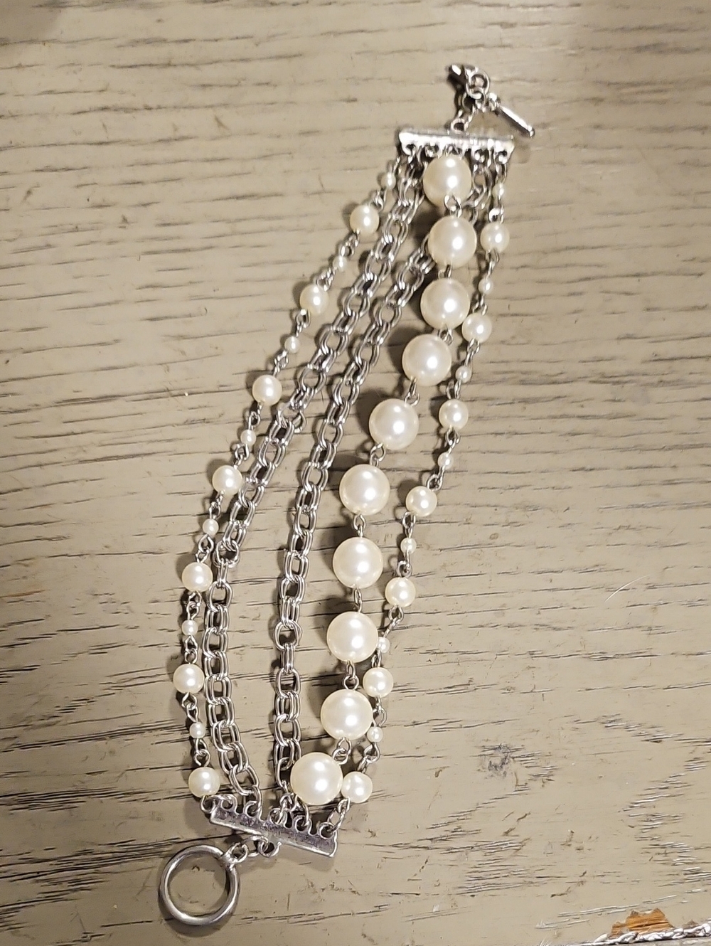 CHICO'S-1946 Silver & Pearl Multi-Strand Bracelet
